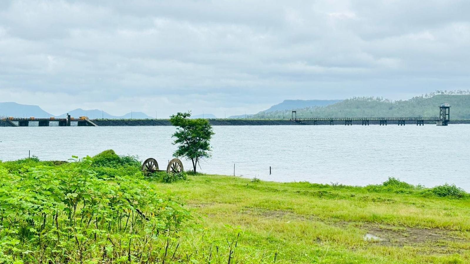 Hotel Mauli Agro Farm Dam View Resort Szatara Kültér fotó